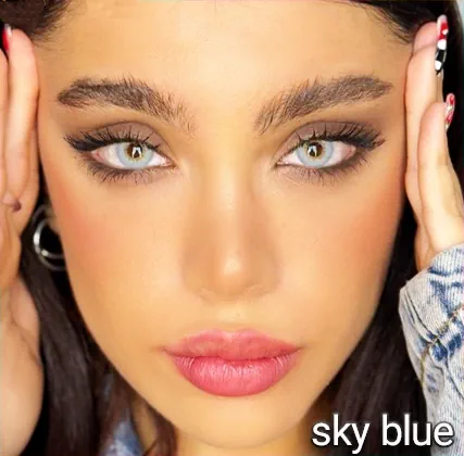 لنز رنگی فصلی سلنا (Selena) رنگ Sky Blue